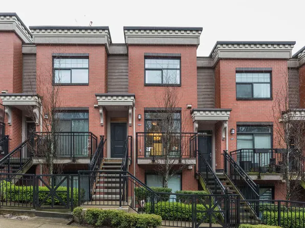 828 Royal Ave #104, New Westminster, BC V3M 1J9