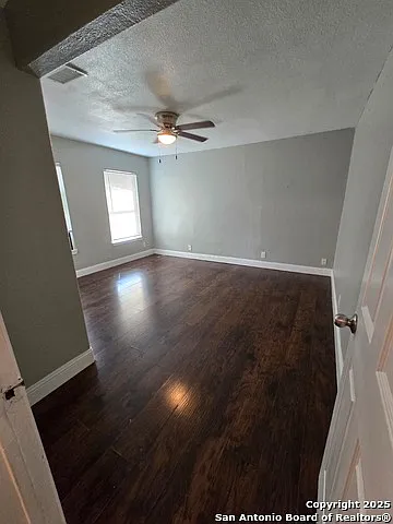1718 Commercial Ave #B — Photo 10