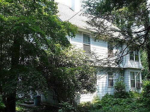 1st image of 81 Oak Dr