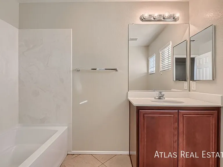689 Saint Keyne St — Photo 22