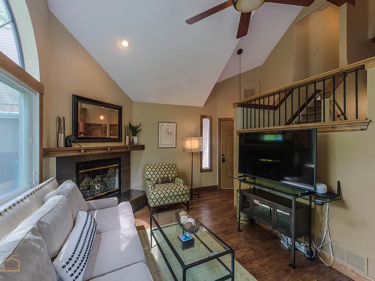 4806 Macintosh Pl — Photo 6