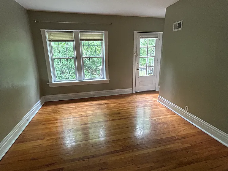 1909 Maury Ave #2 — Photo 3