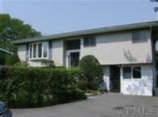 68 Jackson Pl, White Plains, NY 10603