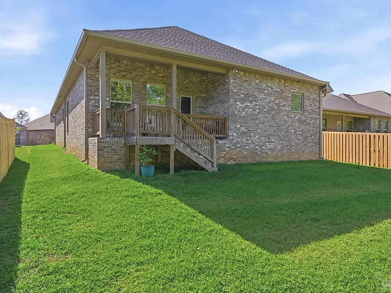 3203 Mountain Laurel Trl — Photo 34
