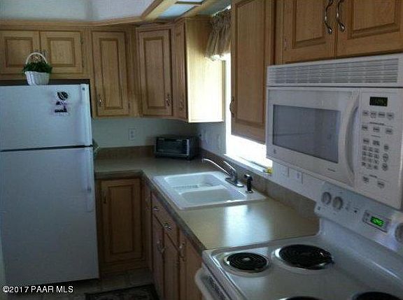 4th image of 927 N Country View Dr