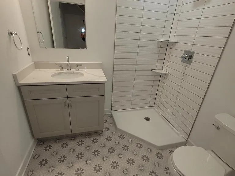 223 E Girard Ave #1R — Photo 15