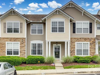 228 Dawn Mist Ln, Fort Mill, SC, 29708