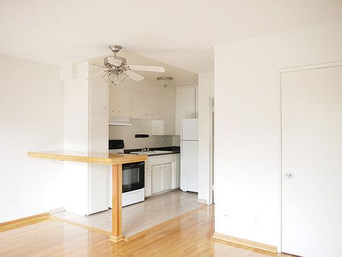 2nd image of 313 Mildred Ave APT 3