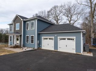 46 Old Farm Ln, Naugatuck, CT 06770