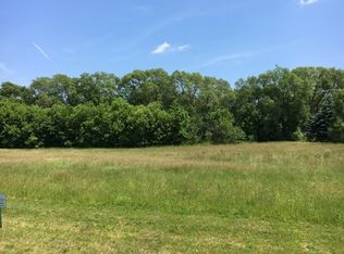 4510 S Heritage Hills Rd, Prairie Grove, IL 60012