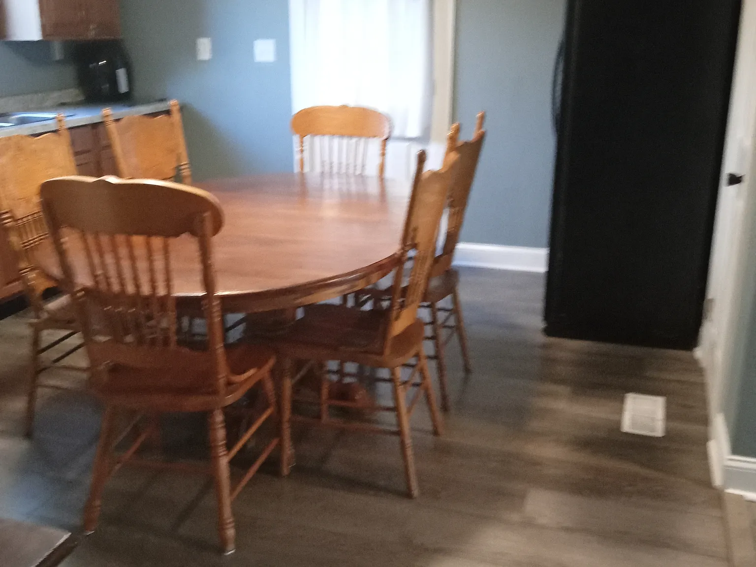 4 bed, 1326 sqft, $1,950 — Photo 3