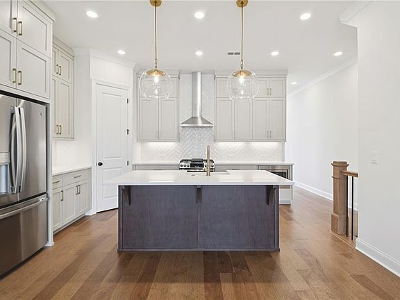 2nd image of 1008 Crown Oak St #37