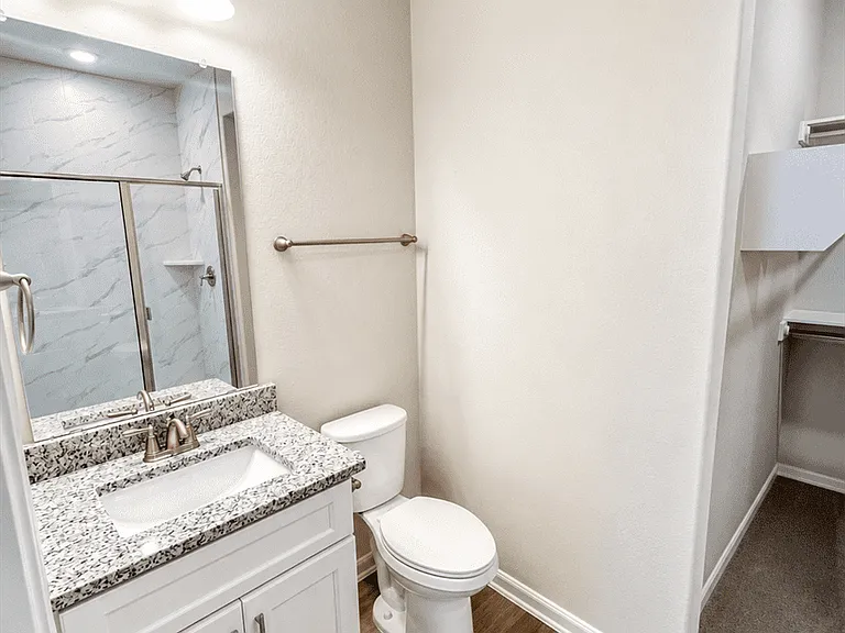 7141 Magnolia Crk #201 — Photo 8
