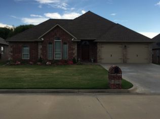 605 Valhalla Dr, Muskogee, OK 74403