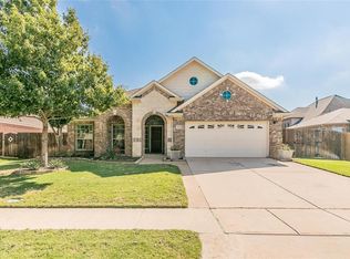 10712 Elmhurst Ln, Fort Worth, TX 76244