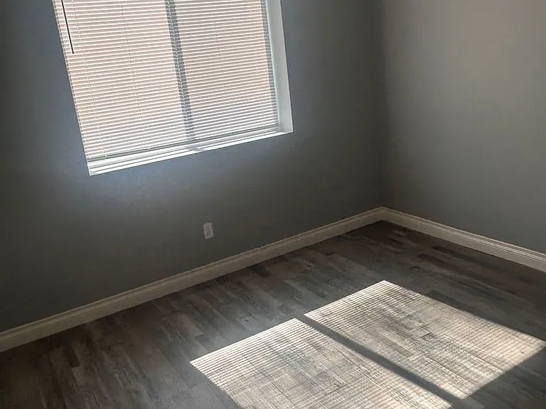 16534 Arrow Blvd — Photo 32