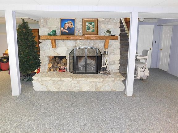 4th image of 1808 W County Road 1000 N