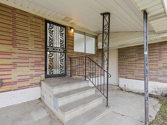 4th image of 2503 N Rebecca St