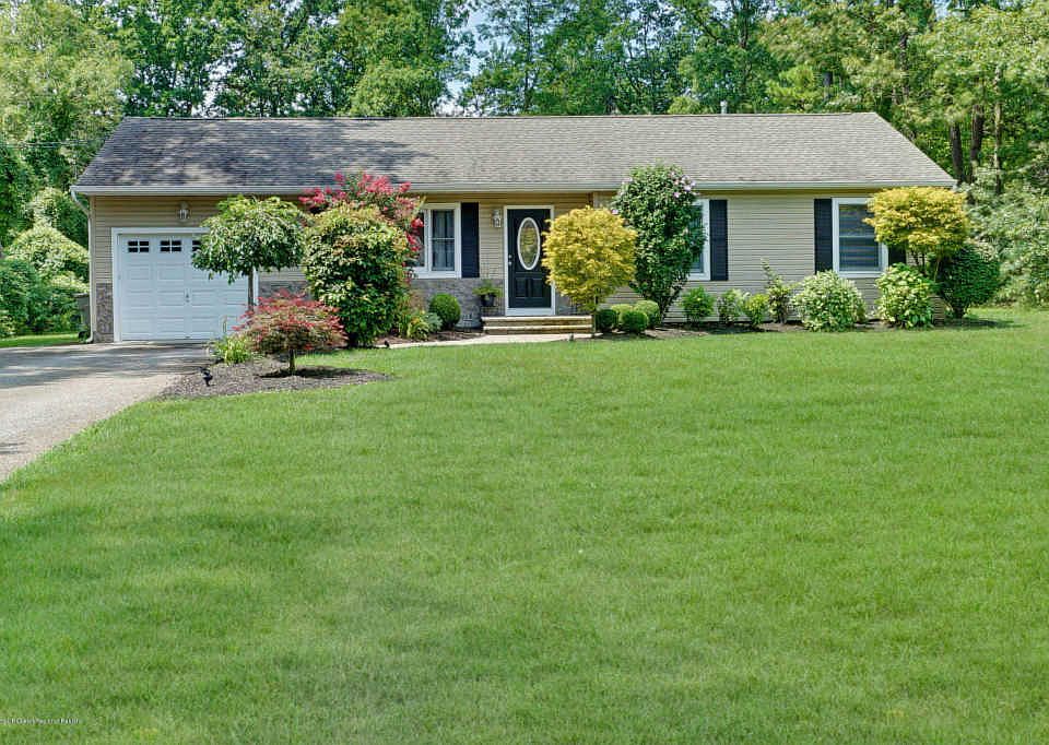 1st image of 251 Serpentine Dr