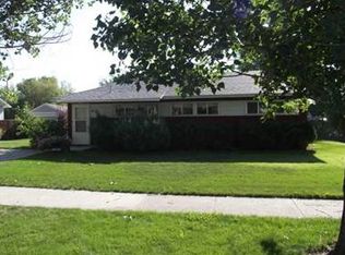 413 N Cody Ave, Hardin, MT 59034