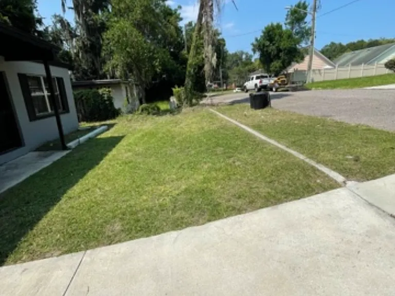 4526 Fairview St — Photo 2