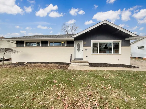 6663 Kingsdale Blvd, Parma Heights, OH 44130