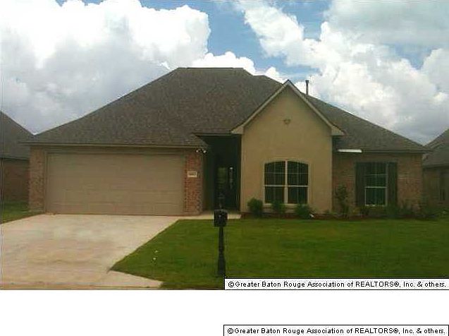 1st image of 5111 Wildwood Dr