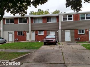 5468 N 58th St, Milwaukee, WI 53218
