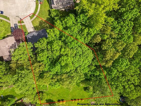 3rd image of 4245 Park City Ct