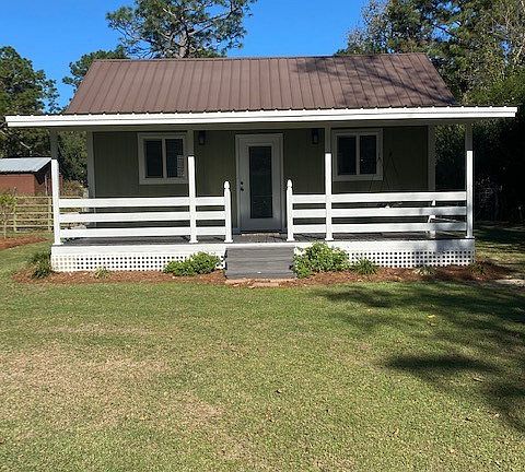 4th image of 211 Sunset Dr