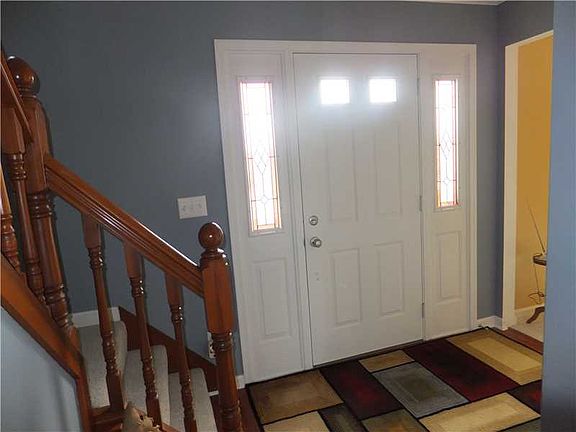 2nd image of 1025 E Israel St