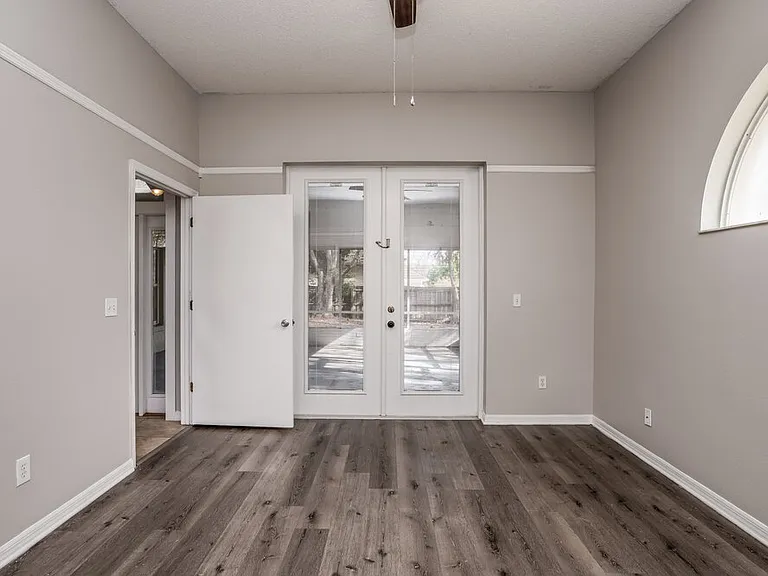 433 Valley Edge Dr — Photo 7