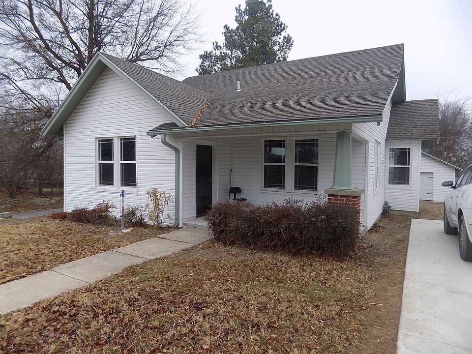 1st image of 301 E Miami Ave