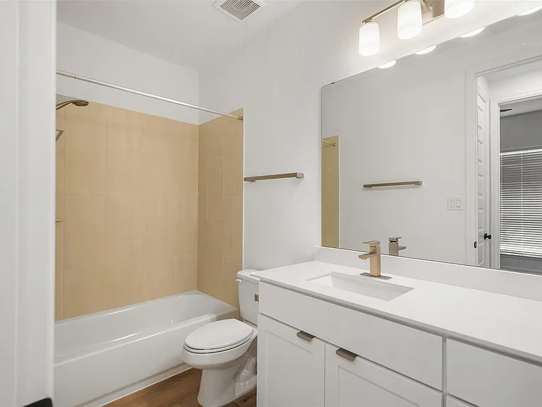 7420 Caprock Canyon Ln — Photo 18