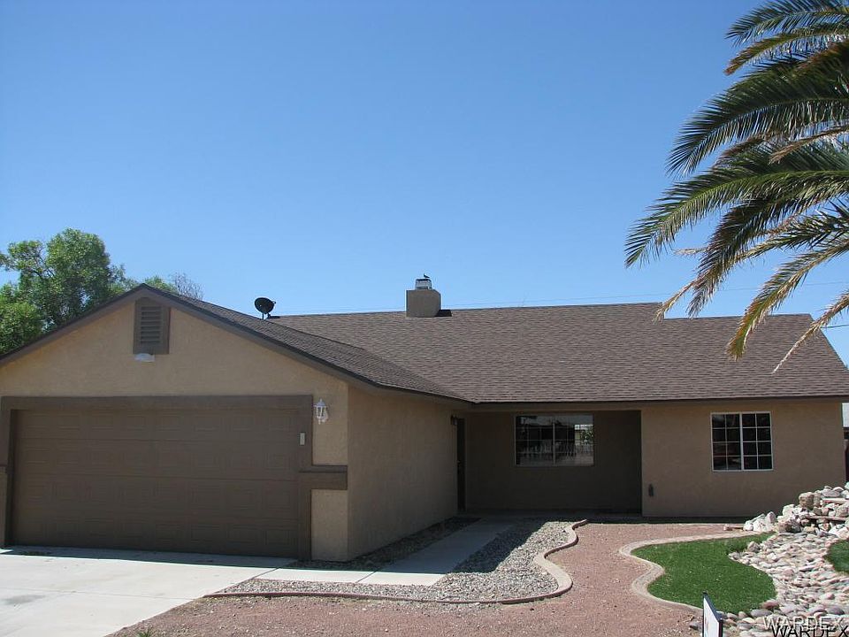 1st image of 402 Fox Dr
