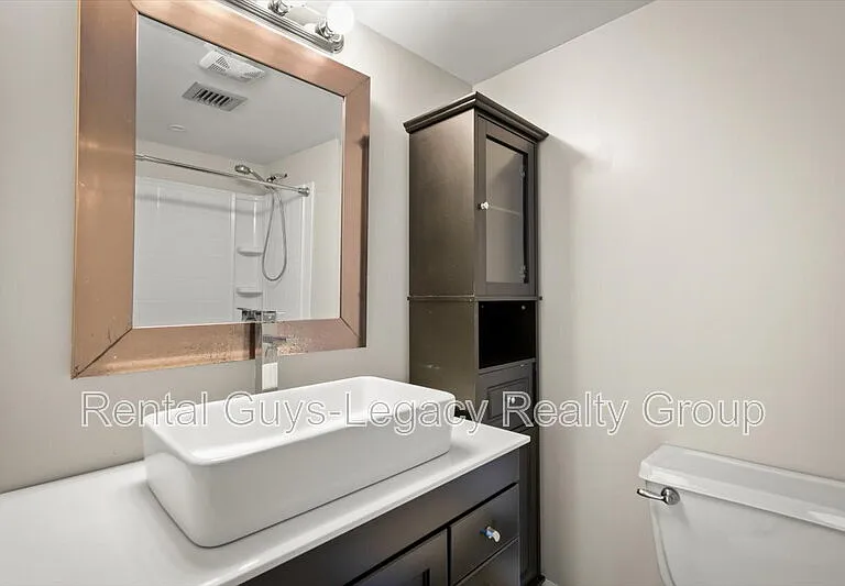 601 1st St S #2H — Photo 19