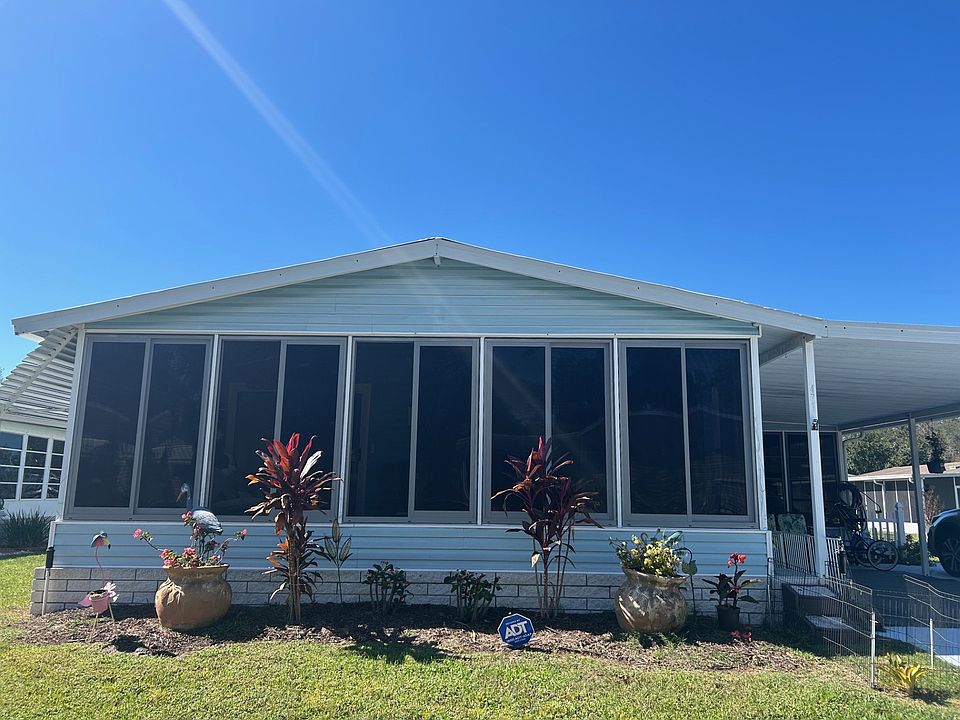 1st image of 471 Petunia Dr #471