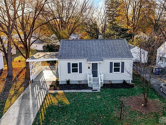 2nd image of 4422 Elliot Ave