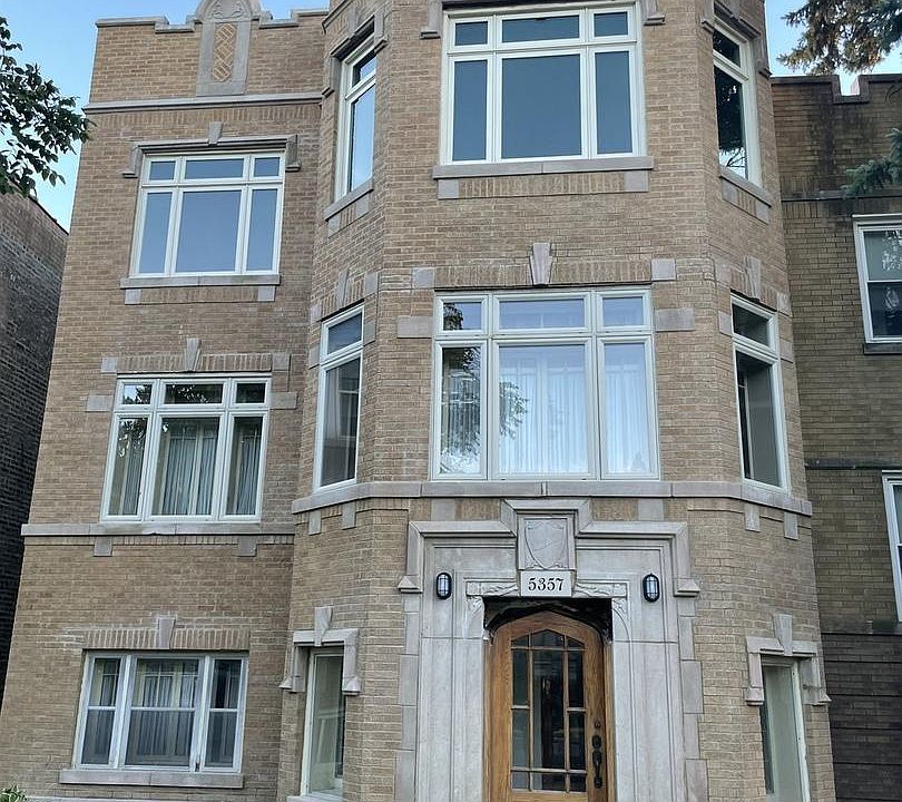 1st image of 5357 W Montrose Ave Suite 2