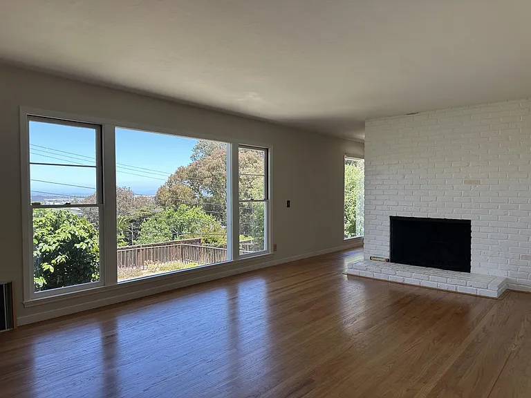 346 Rolling Hills Ave — Photo 4