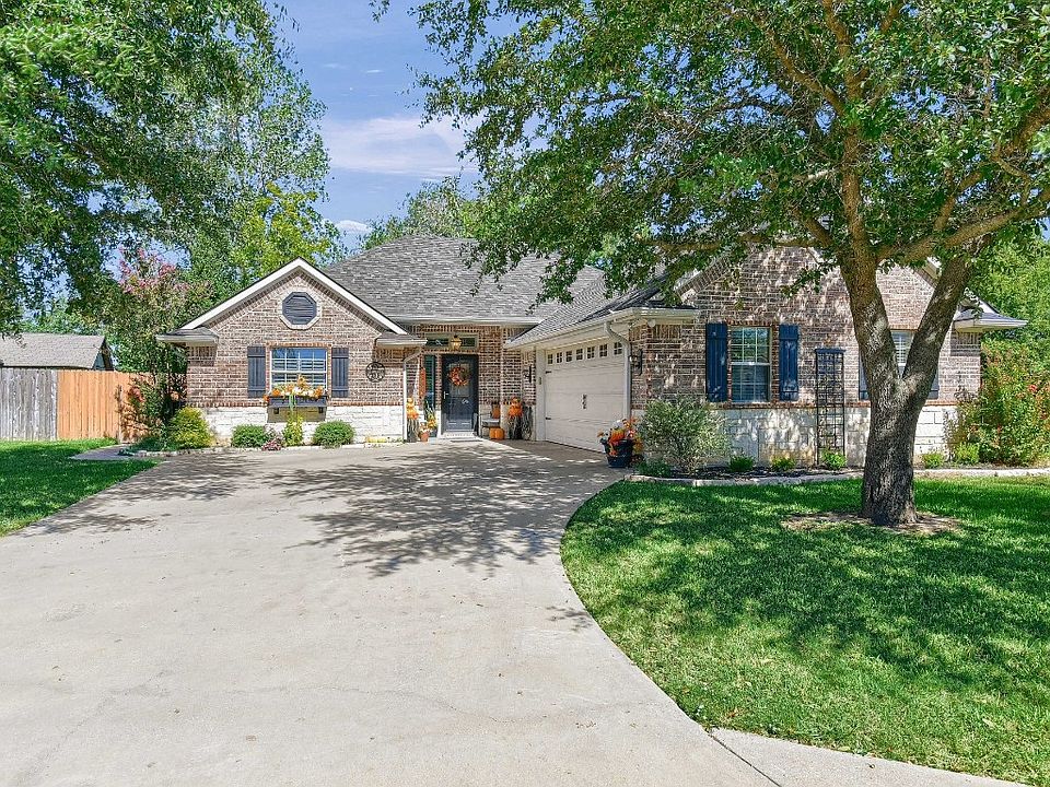 1st image of 112 Ashlyn Ct