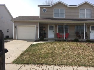 1233 Beacon Hill Ct, Normal, IL 61761