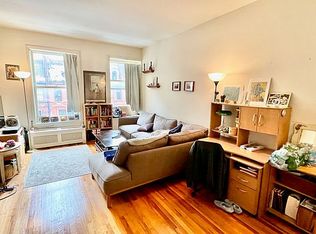 318 W 77th St APT 5A, New York, NY 10024