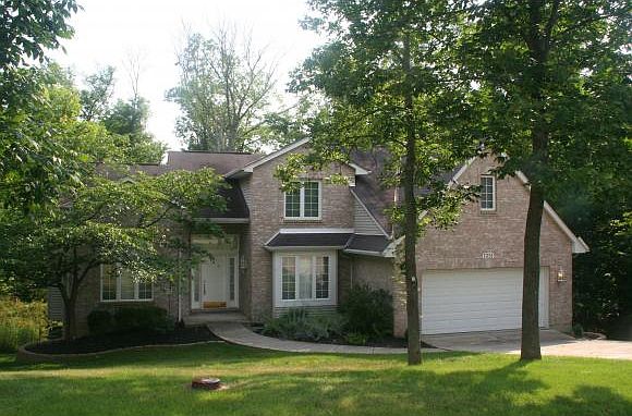 1st image of 1051 Thornhill Ln