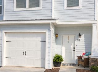 22 N Sand Palm Rd #15, Freeport, FL 32439