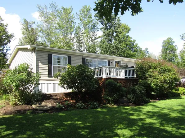 29 Brookside Ln, Mansfield, PA 16933