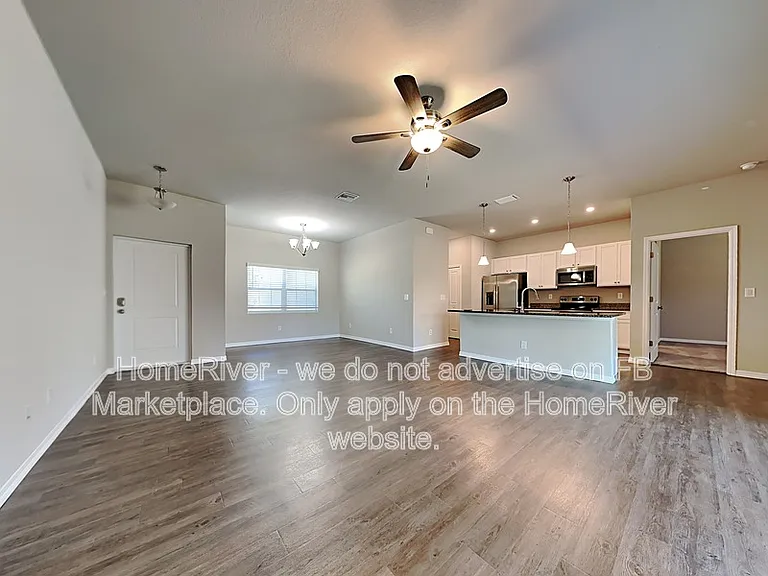 14051 Slichter Ave — Photo 2
