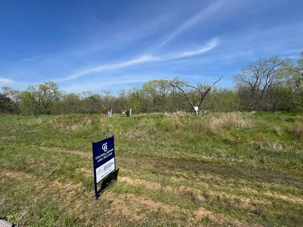 8097 Big Water Ln, Kemp, TX 75143