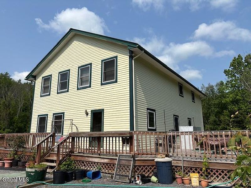 3rd image of 234 Mary Taylor Rd Road