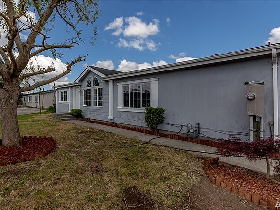 2nd image of 2911 Bakerview Pl